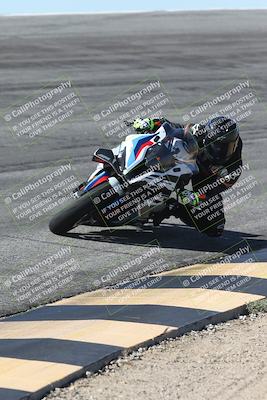 media/Oct-13-2025-Moto Forza (Mon) [[a66d839500]]/4-C Group/Session 2 (Bowl)/